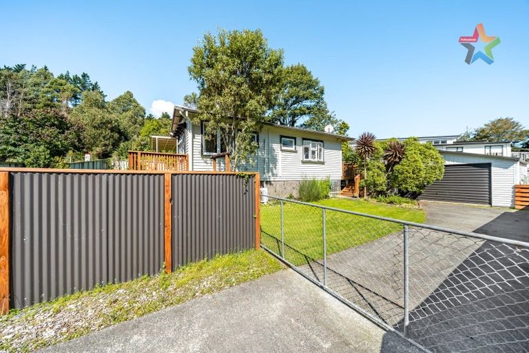 Photo of property in 32 Hair Street, Wainuiomata, Lower Hutt, 5014