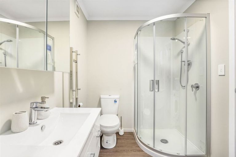 Photo of property in 17u5 Vialou Street, Hamilton Central, Hamilton, 3204
