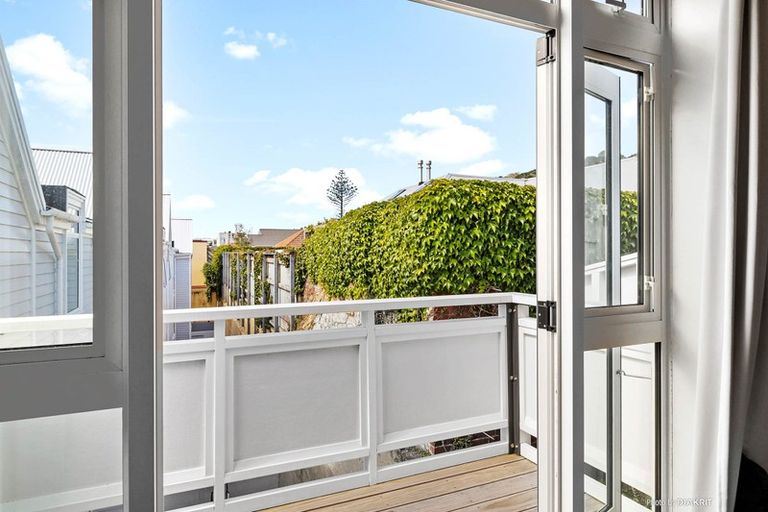 Photo of property in Pirie Street Townhouses, 20/35u Pirie Street, Mount Victoria, Wellington, 6011