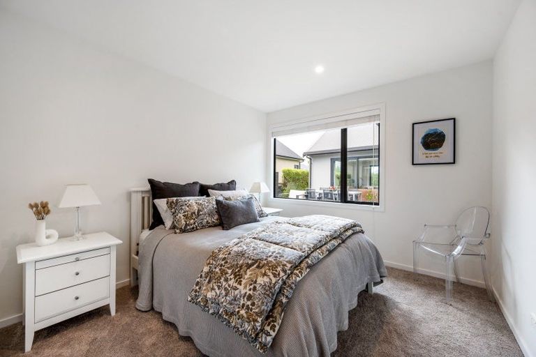 Photo of property in 29 Mount Nicholas Avenue, Wanaka, 9305