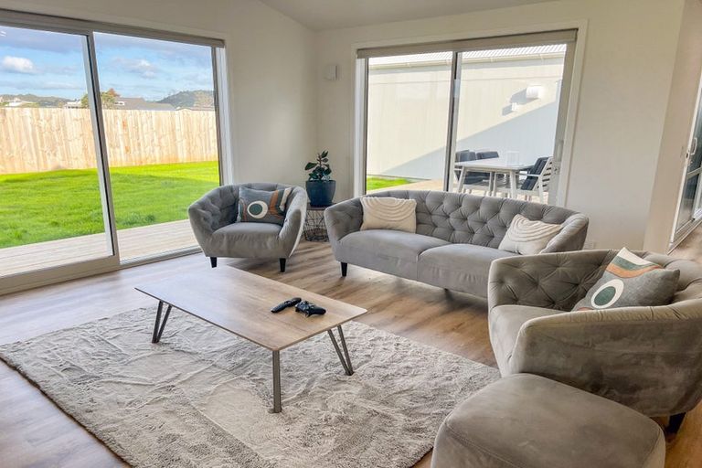 Photo of property in 162 Kupe Drive, Whitianga, 3510