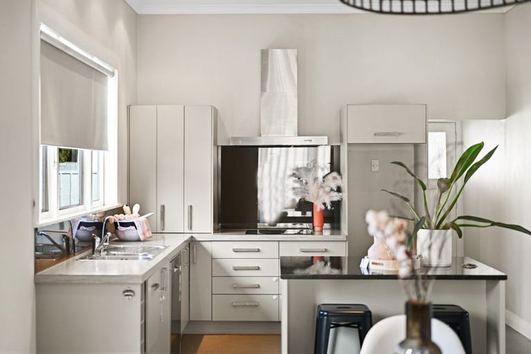 Photo of property in 75 Norton Road, Frankton, Hamilton, 3204