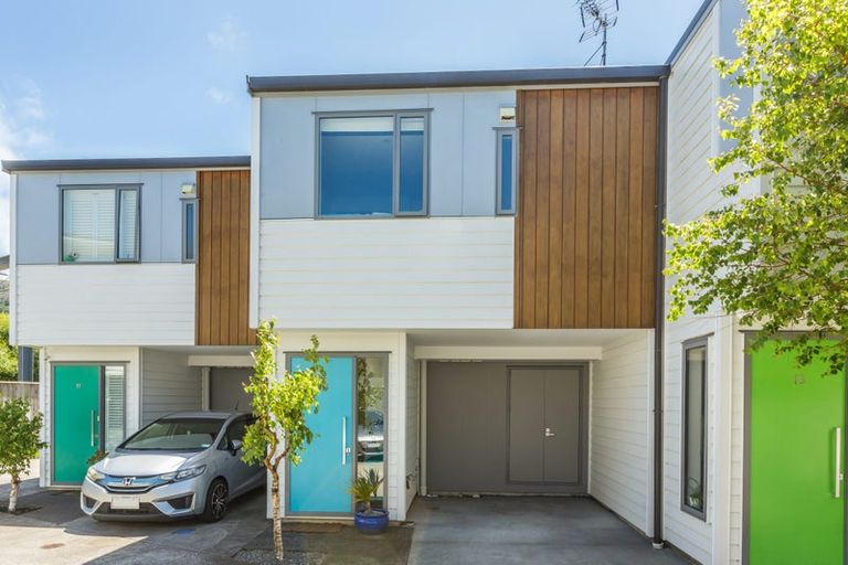Photo of property in 12/7u Handyside Street, Tawa, Wellington, 5028