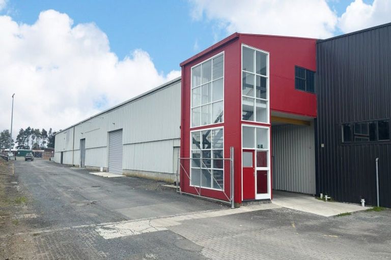 Photo of property in 117 Princes Street, Waikari, 7420