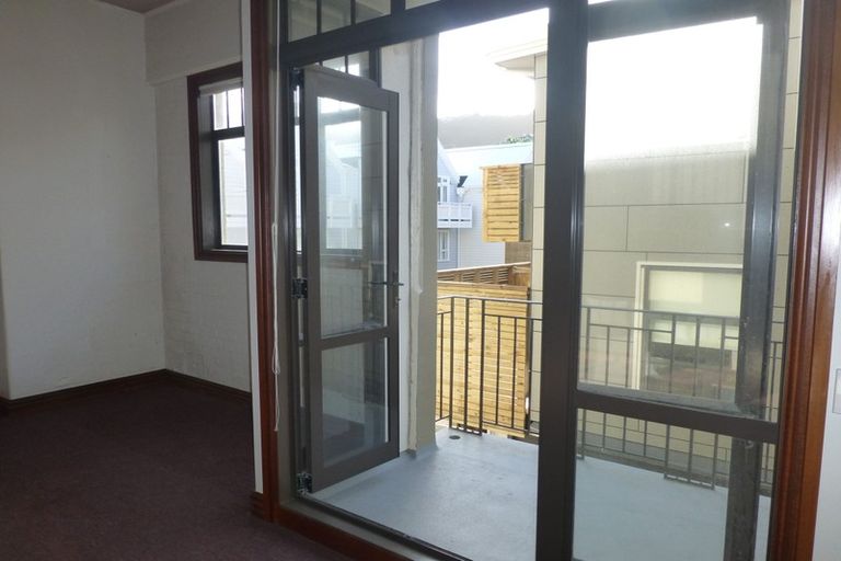 Photo of property in Pirie Street Townhouses, 28/35u Pirie Street, Mount Victoria, Wellington, 6011