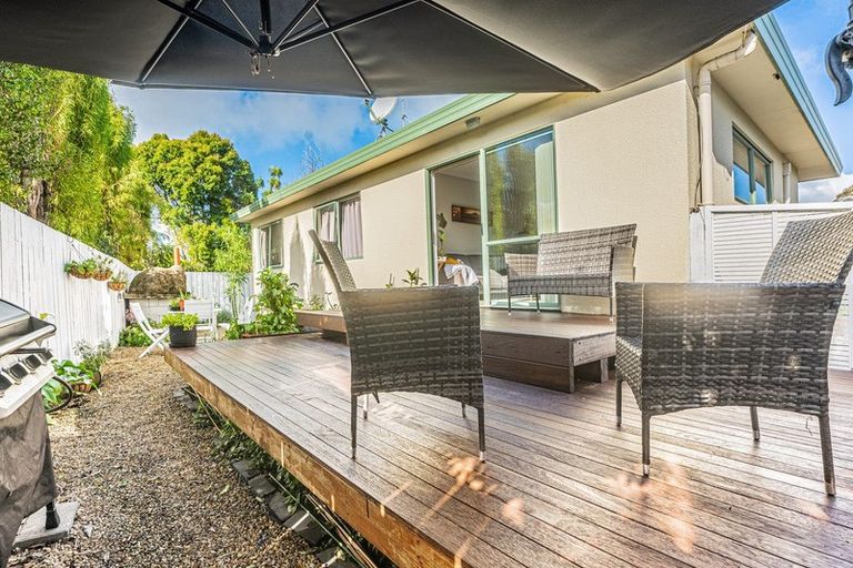 Photo of property in 110b Brightside Road, Stanmore Bay, Whangaparaoa, 0932