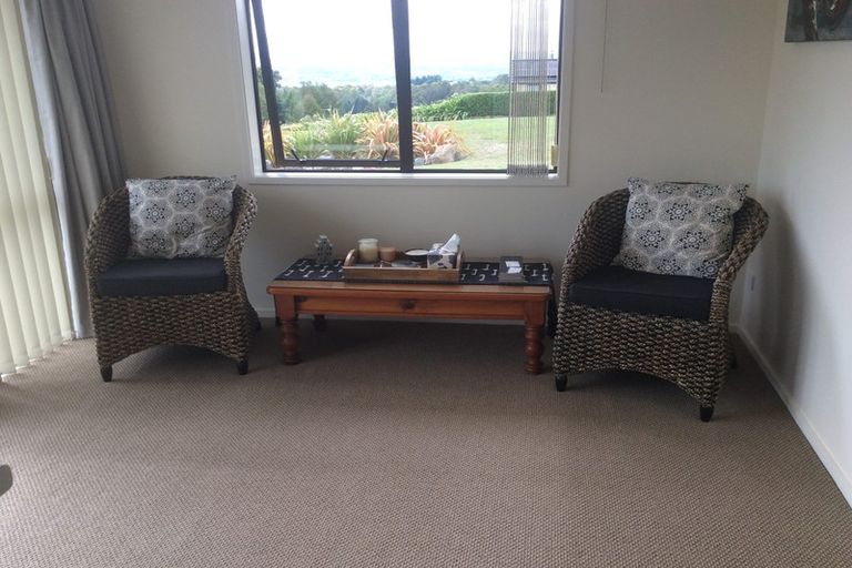 Photo of property in 90 Loch Views Road, Acacia Bay, Taupo, 3385