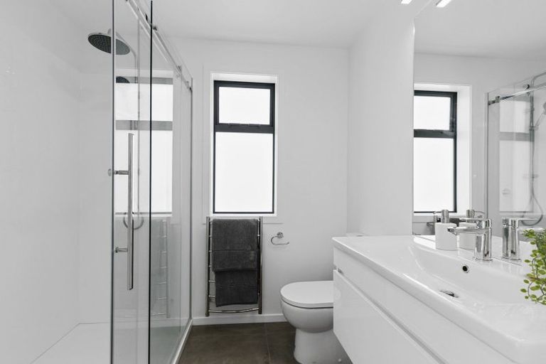 Photo of property in 96u4 Washington Avenue, Brooklyn, Wellington, 6021