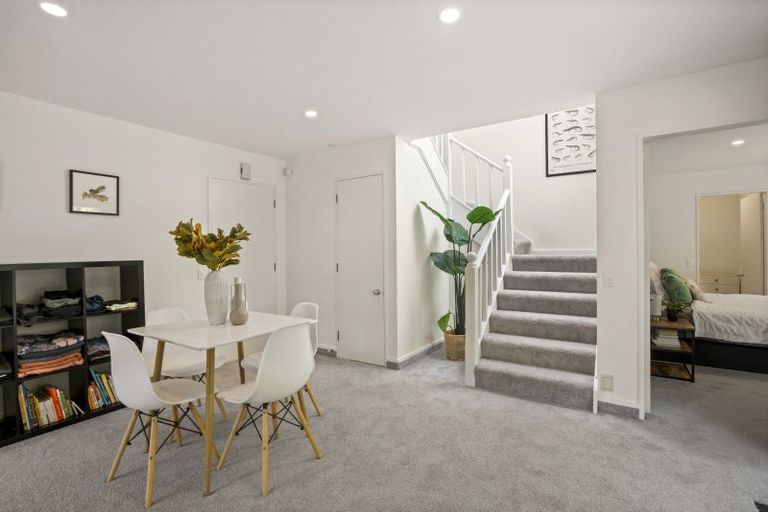 Photo of property in 56 Kapanui Road, Waikanae, 5036