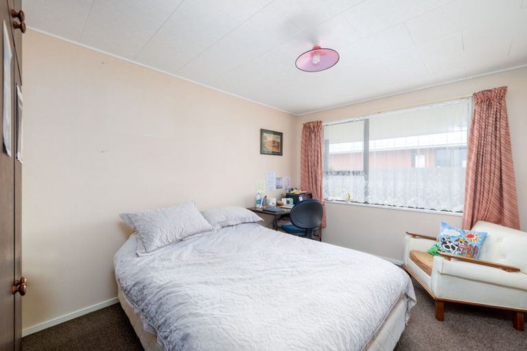 Photo of property in 12 Rex Place, Rangiora, 7400