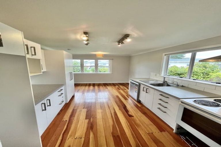 Photo of property in 10 Miles Place, Awapuni, Palmerston North, 4412