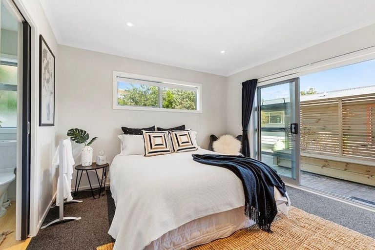 Photo of property in 16 Apple Terrace, Ranui, Porirua, 5024