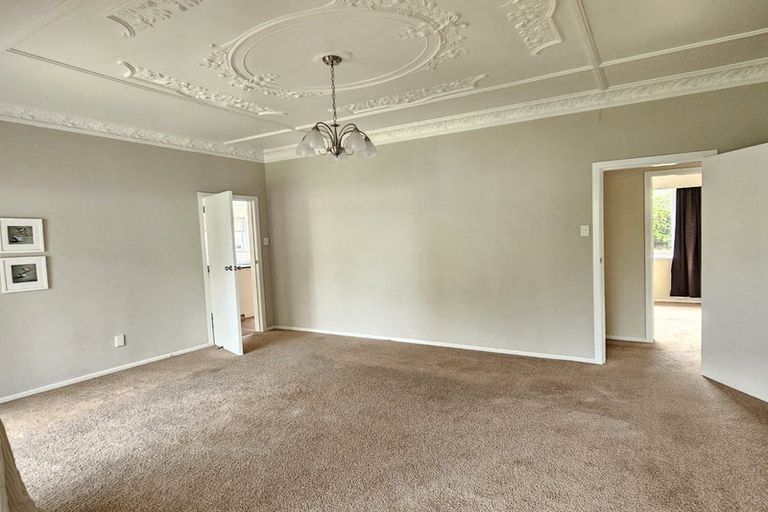 Photo of property in 12 Manly Street, Paraparaumu Beach, Paraparaumu, 5032