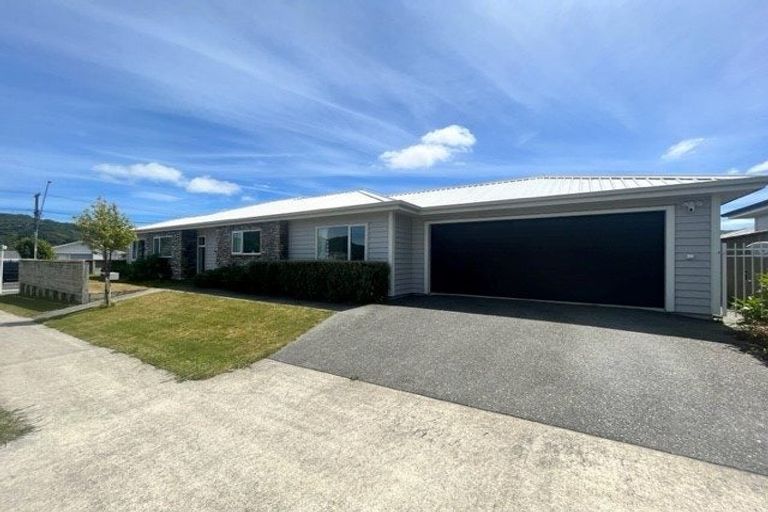 Photo of property in 1 Henrietta Maxwell Grove, Wainuiomata, Lower Hutt, 5014