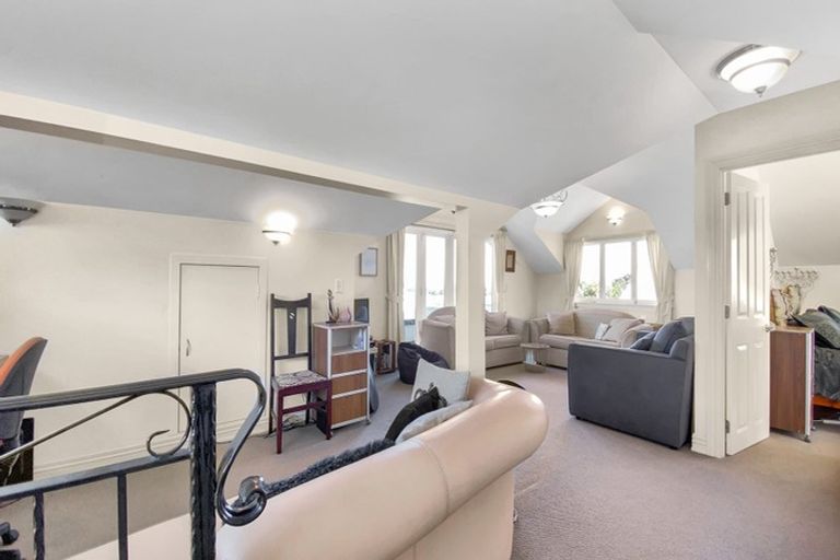 Photo of property in 88 Victoria Road, Devonport, Auckland, 0624