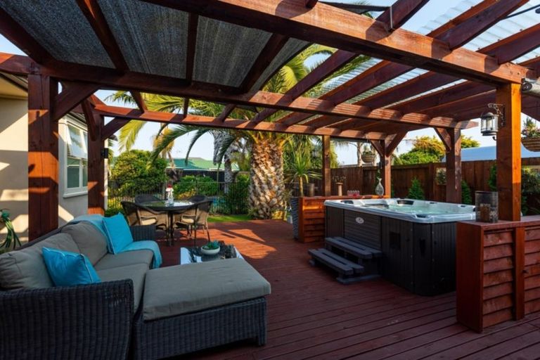 Photo of property in 429 Otumoetai Road, Otumoetai, Tauranga, 3110
