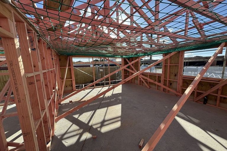 Photo of property in 48 Seymour Street, Hornby, Christchurch, 8042