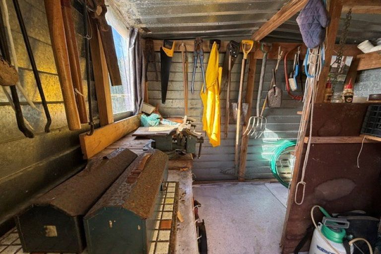 Photo of property in 2 Seavill Park Road, Kuaotunu West, Whitianga, 3592