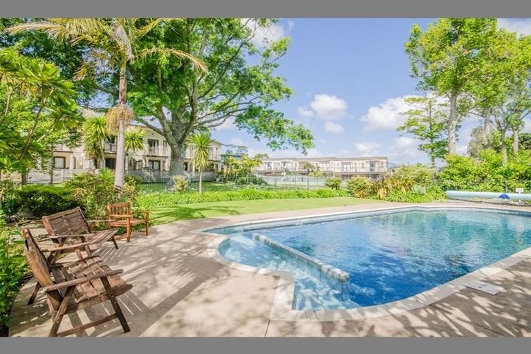 Photo of property in The Grange, 82/92 Bush Road, Albany, Auckland, 0632