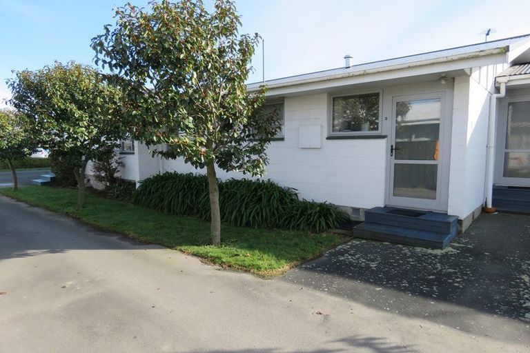 Photo of property in 2/28 Mona Vale Avenue, Riccarton, Christchurch, 8011