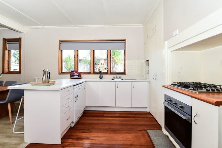 Photo of property in 92 Naylor Street, Hamilton East, Hamilton, 3216