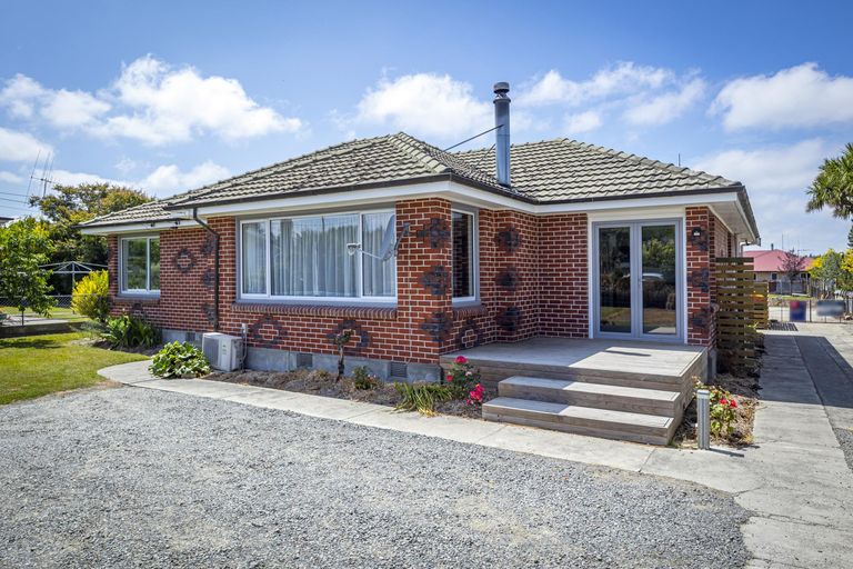 Photo of property in 8 Mckenzie Street, Geraldine, 7930