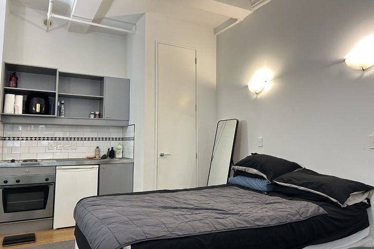Photo of property in 1/105 Queen Street, Auckland Central, Auckland, 1010