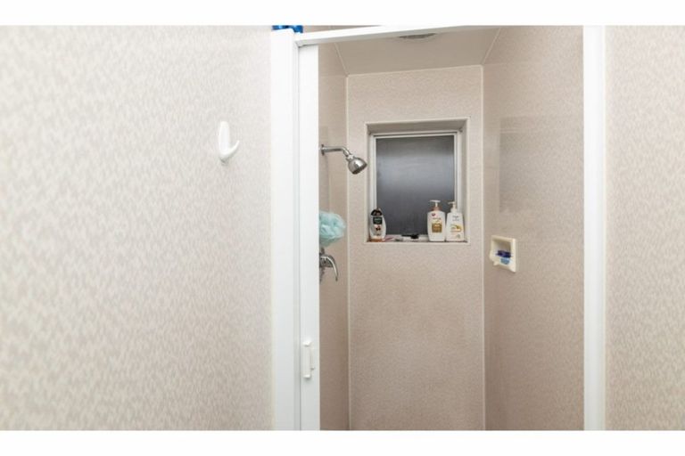 Photo of property in 1/10b Tracy Place, Redwood, Christchurch, 8051