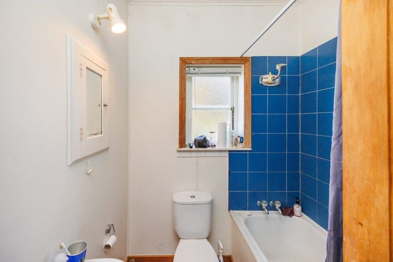 Photo of property in 200 College Street, West End, Palmerston North, 4412