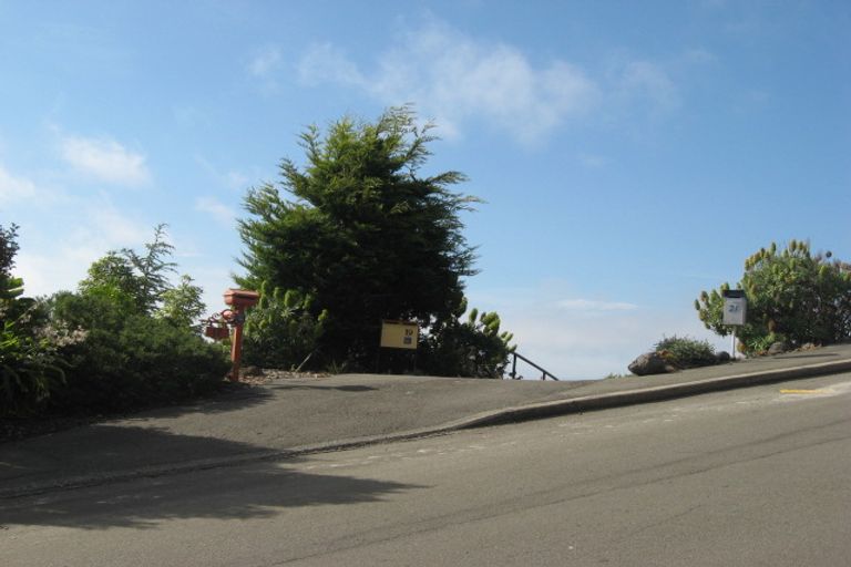 Photo of property in 17 Glenstrae Road, Redcliffs, Christchurch, 8081