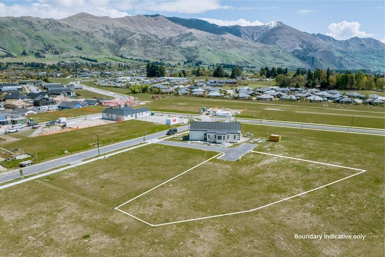 Photo of property in 10 Keown Street, Wanaka, 9305