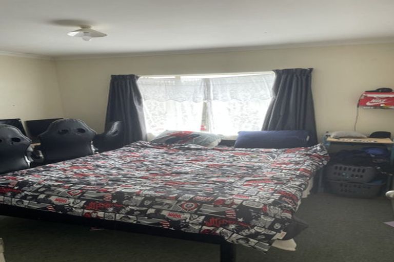 Photo of property in 212 Alfriston Road, Manurewa, Auckland, 2105