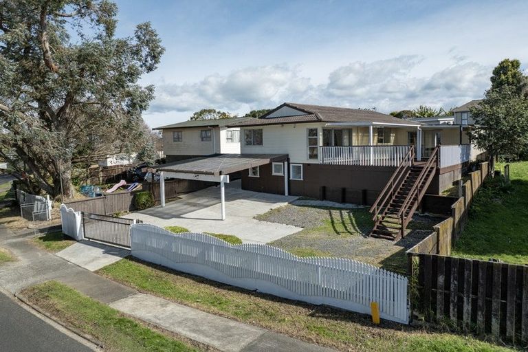 Photo of property in 16 Mckinstry Avenue, Mangere East, Auckland, 2024