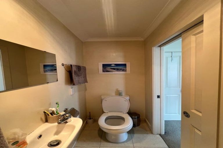 Photo of property in 66a Constable Street, Newtown, Wellington, 6021