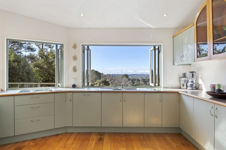 Photo of property in 417 Paremoremo Road, Paremoremo, Auckland, 0632