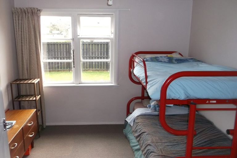 Photo of property in 2 Larsen Street, Westport, 7825