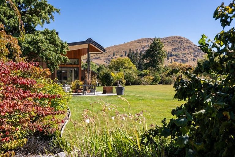 Photo of property in 39 Old School Road, Lower Shotover, Queenstown, 9371