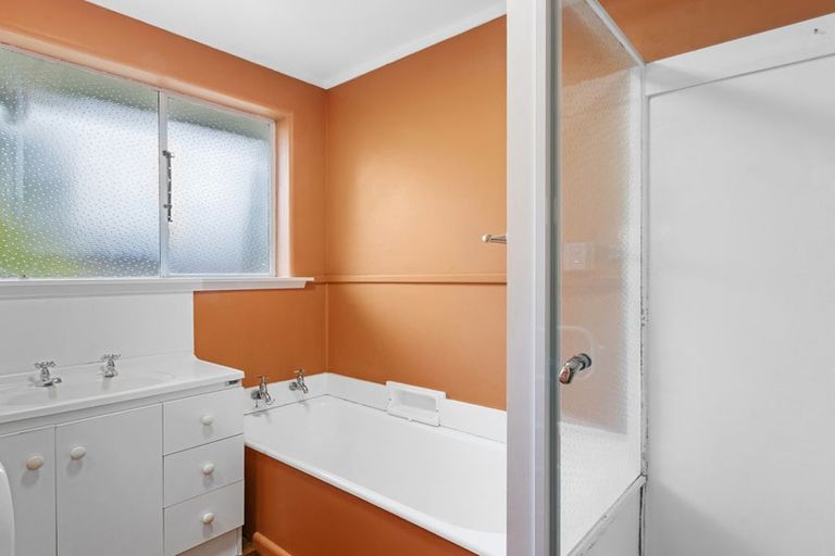 Photo of property in 10 Amos Place, Shirley, Christchurch, 8061