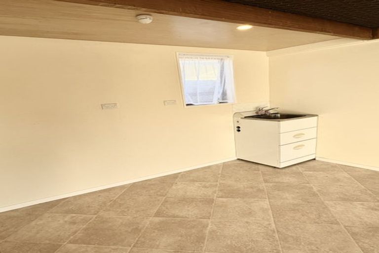 Photo of property in 37a Karamu Street, Tawhero, Whanganui, 4501