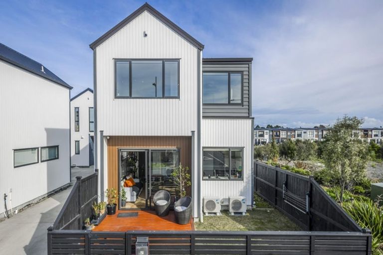 Photo of property in 41 John Gray Street, Papakura, 2110