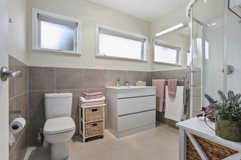 Photo of property in 89 Gloria Avenue, Te Atatu Peninsula, Auckland, 0610