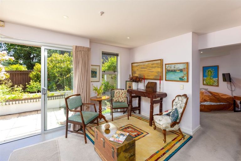 Photo of property in 82d Park Terrace, Christchurch Central, Christchurch, 8013