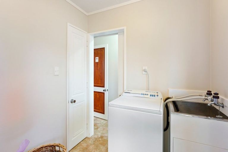 Photo of property in 33 Mountainview Terrace, Otaki Beach, Otaki, 5512