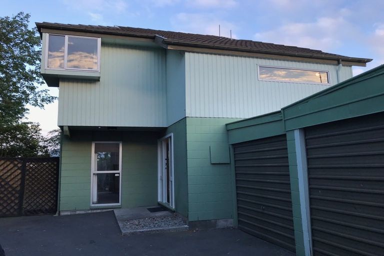 Photo of property in 6/34 Holly Road, St Albans, Christchurch, 8014