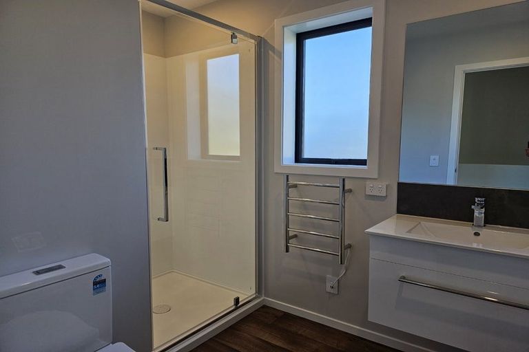 Photo of property in 15b Dimock Street, Titahi Bay, Porirua, 5022