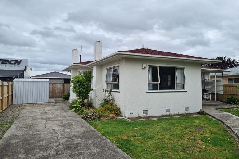 Photo of property in 332 Tremaine Avenue, Takaro, Palmerston North, 4412