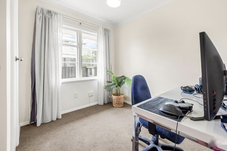 Photo of property in 68/a Hikurangi Street, Trentham, Upper Hutt, 5018