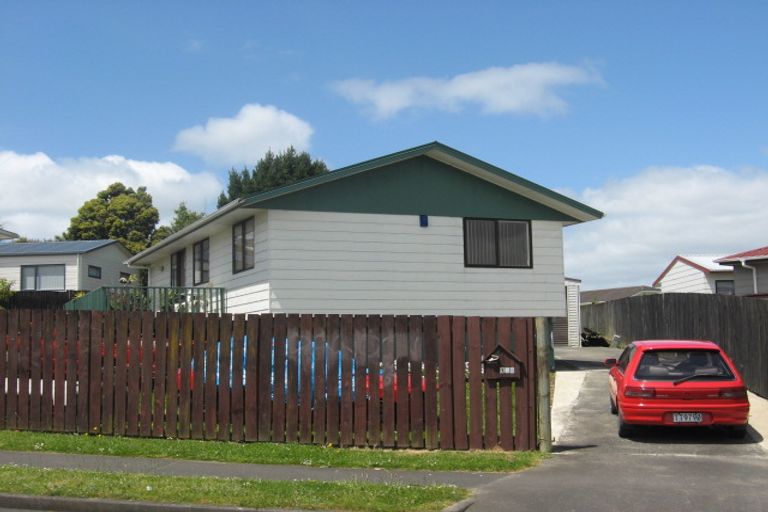 Photo of property in 174 Finlayson Avenue, Clendon Park, Auckland, 2103