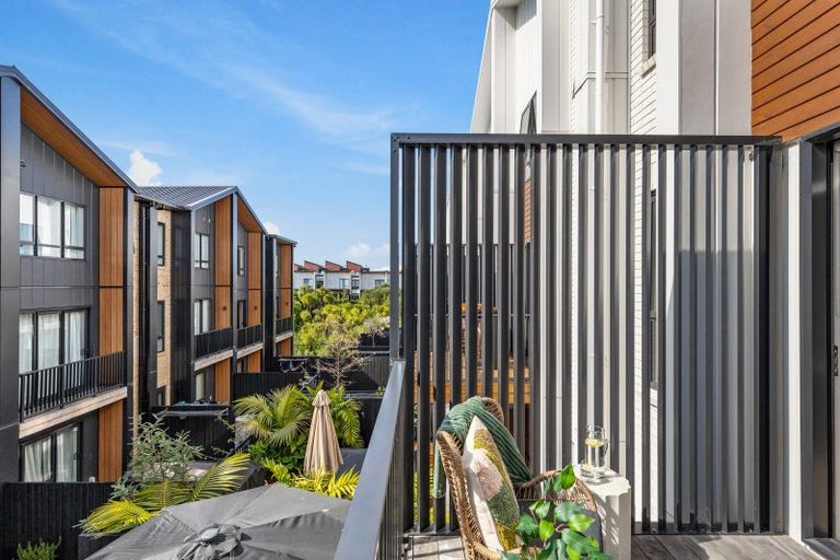 Photo of property in 3 Patrol Lane, Hobsonville, Auckland, 0616