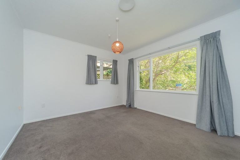 Photo of property in 6 Curtis Street, Northland, Wellington, 6012